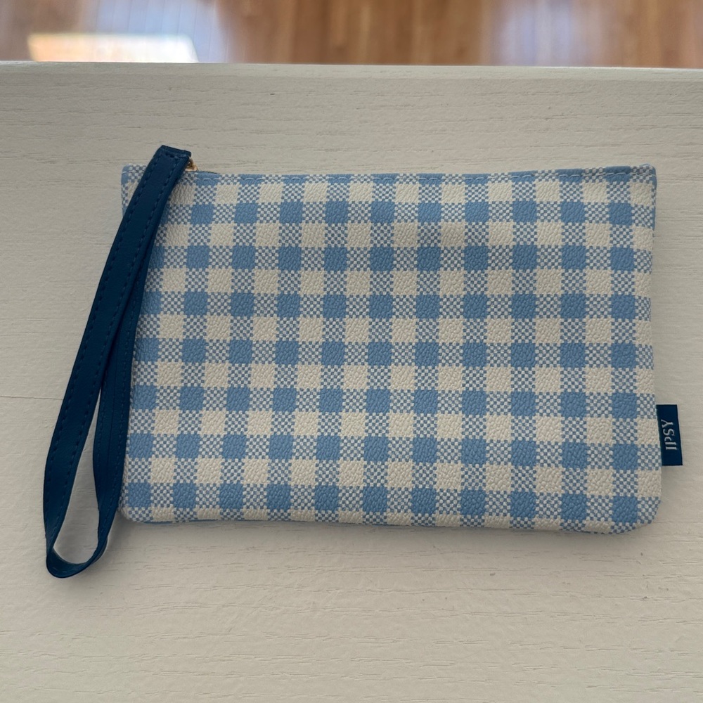 NWT May 2026 Glam Bag - Picture 2 of 4